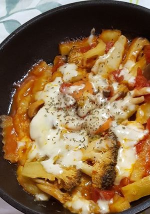 ジャガイモトマト煮込みチーズかけ-レシピのメイン写真