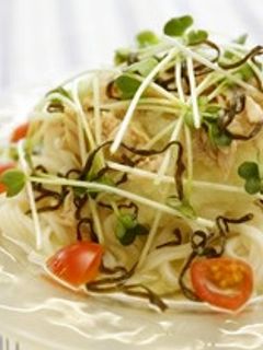 ツナおろしうどん-レシピのメイン写真