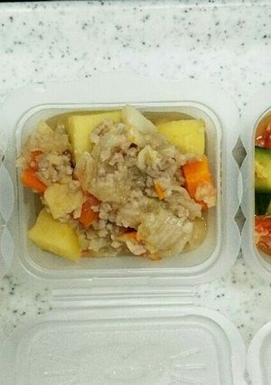 離乳食3種！肉じゃがシチュートマト煮-レシピのメイン写真