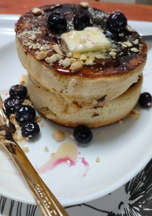 ブルーベリーとナッツの厚焼きパンケーキ-レシピのメイン写真