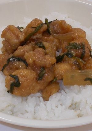 (学校給食)とりにら丼-レシピのメイン写真