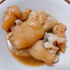 รูปของ 【炊飯器で♡】豚足の煮物