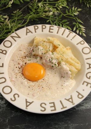 簡単！焼きそうめんの月見カルボナーラ-レシピのメイン写真