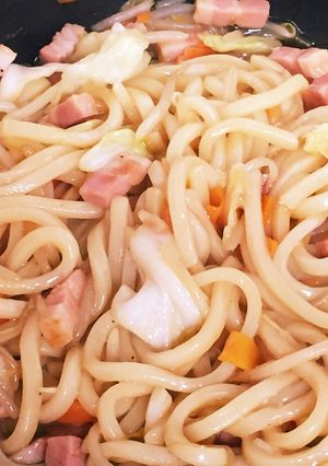 冷凍うどんで♪めんつゆで♪簡単★焼うどん-レシピのメイン写真