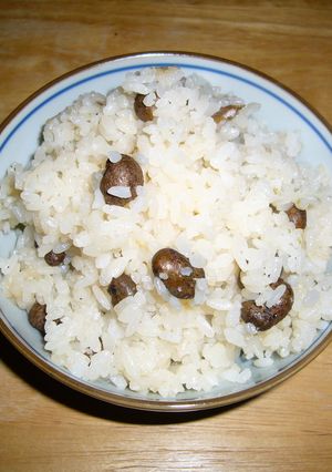 我が家流☆むかごご飯-レシピのメイン写真