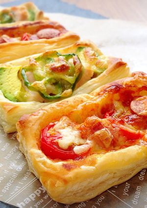 アボカドチキンパイ&ウインナーピザパイ-レシピのメイン写真