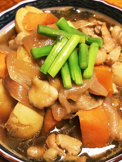 鶏皮で簡単おいしい肉じゃが♪-レシピのメイン写真