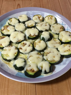 簡単おいしいズッキーニのチーズ焼-レシピのメイン写真