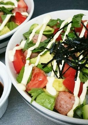 簡単♪スパムとアボカドのサラダ飯-レシピのメイン写真