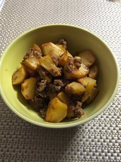 懐かしの味♡揚げじゃがいものそぼろ煮-レシピのメイン写真