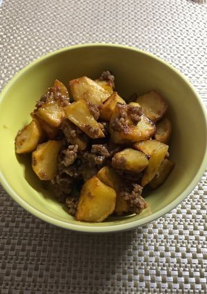 懐かしの味♡揚げじゃがいものそぼろ煮-レシピのメイン写真