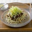 黒ごまでヘルシーに!ブラック冷やし担々麺