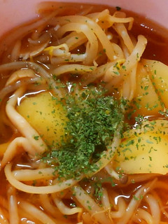 もやしとシメジ じゃが芋のコンソメスープ-レシピのメイン写真