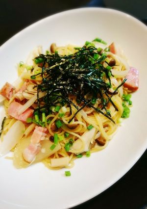 超簡単キノコとベーコンのバター醤油パスタ-レシピのメイン写真