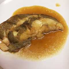 少ない調味料でしっかり味♫カレイの煮付け-レシピのメイン写真