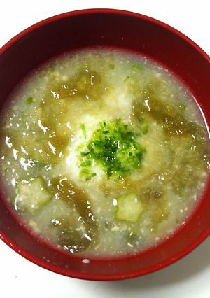 ふたつのとろろとオクラの味噌汁 *ﾟ-レシピのメイン写真