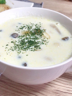シメジとマカロニのミルクスープ:-)-レシピのメイン写真