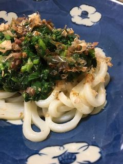 簡単☆冷うどんにモロヘイヤ!-レシピのメイン写真