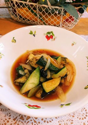 夏野菜❤ 揚げびたし❤ナスとズッキーニ-レシピのメイン写真