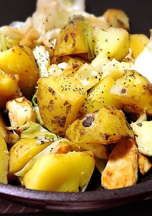 簡単やみつき*ガリバタポテトチキン-レシピのメイン写真