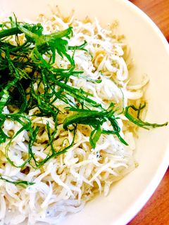 絶品★ごま油としょうが香る簡単しらす丼-レシピのメイン写真