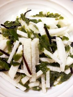 ☆長芋とめかぶの塩昆布ポン酢和え☆-レシピのメイン写真