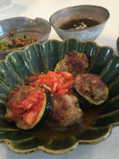 ズッキーニとスパイシー団子の煮物-レシピのメイン写真