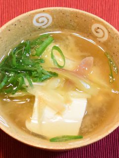 ミョウガの香り引き立つ味噌汁-レシピのメイン写真