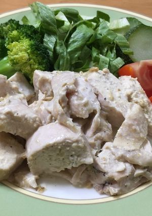 鶏ハム風 鶏胸肉のカラシ味噌マヨネーズ-レシピのメイン写真
