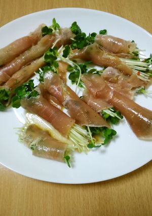 生ハムの貝割れ巻き-レシピのメイン写真