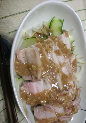 ＊茹で豚のクルミみそダレ＊-レシピのメイン写真