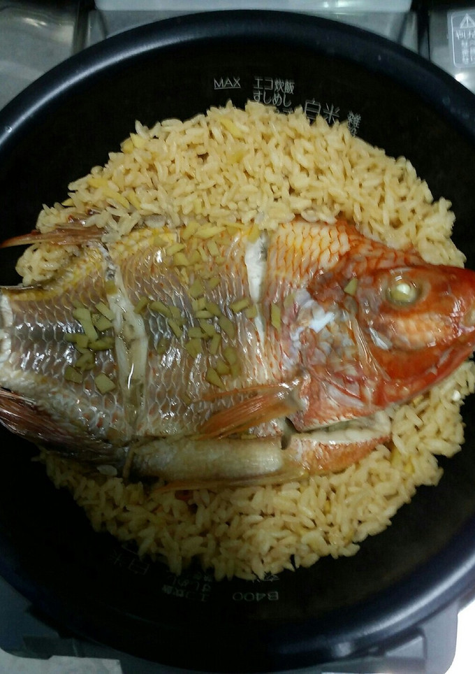 炊飯器で簡単 鯛めし風ティラピア飯-レシピのメイン写真