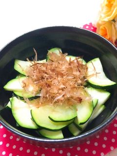 レンジで2分^0^ズッキーニの和風和え物-レシピのメイン写真