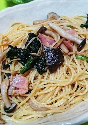 ほうれん草ときのこのバター醤油スパ-レシピのメイン写真