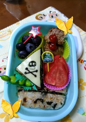 男の子キャラ弁　海賊船-レシピのメイン写真