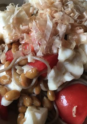 ふわシュワ！納豆とはんぺんのサラダ風蕎麦-レシピのメイン写真