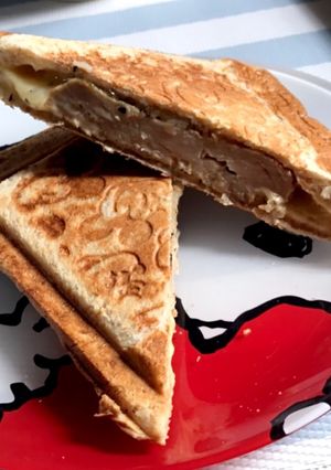 ハーブチキンマヨチーズサンド-レシピのメイン写真