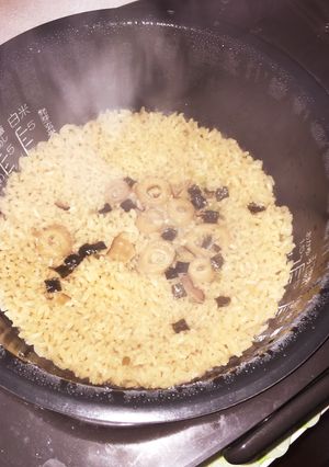 簡単！炊き込みご飯-レシピのメイン写真