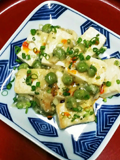 豆腐と塩えんどう豆の炒めもの-レシピのメイン写真