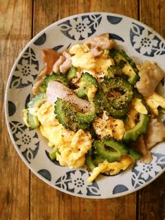 ゴーヤと豚肉の炒め物 ゴーヤチャンプルー-レシピのメイン写真