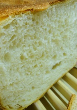 HB ✱はちみつ胡麻食パン-レシピのメイン写真
