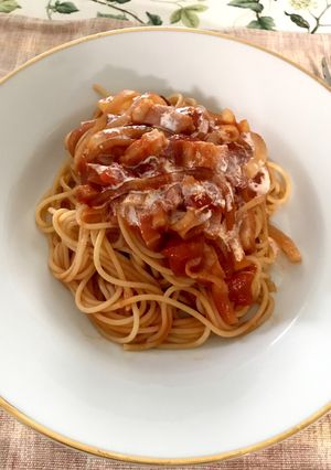 野菜ジュース入りマイルドなトマトパスタ-レシピのメイン写真