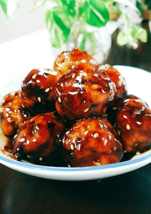 我が家のシャーロウワンズ☆肉だんご-レシピのメイン写真