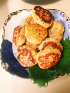 鳥むね肉とはんぺんでふわ安つくね-レシピのメイン写真
