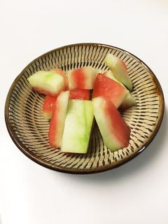 夏はスイカのお漬け物-レシピのメイン写真