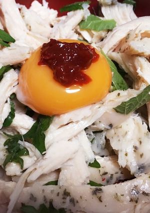 ユッケ風！？コンビニサラダチキン！-レシピのメイン写真