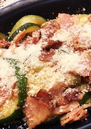 ズッキーニ消費！ズッキーニのベーコン炒め-レシピのメイン写真