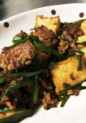 ニラと厚揚げ、ひき肉のオイスター炒め。-レシピのメイン写真