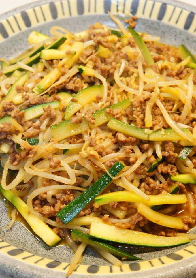 合挽きミンチ・もやしのカレー炒め-レシピのメイン写真