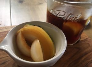 すっぱいのお好きな方へ新玉ねぎの醤油漬け-レシピのメイン写真
